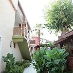 Bed & Breakfast Yali 3*