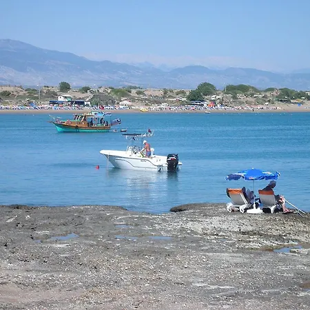 Yali Bed and Breakfast Σιντέ