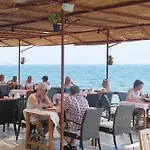 Yali 3* Sidé