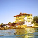 Yali 3*