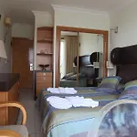 Yali 3* Sidé